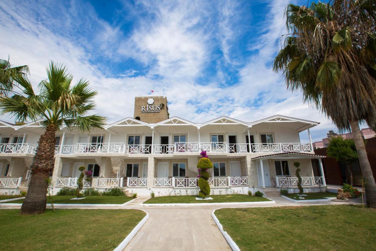 Risus Beach Resort Hotel Kusadasi Exterior photo