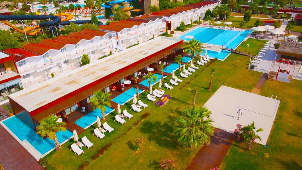 Risus Beach Resort Hotel Kusadasi Exterior photo