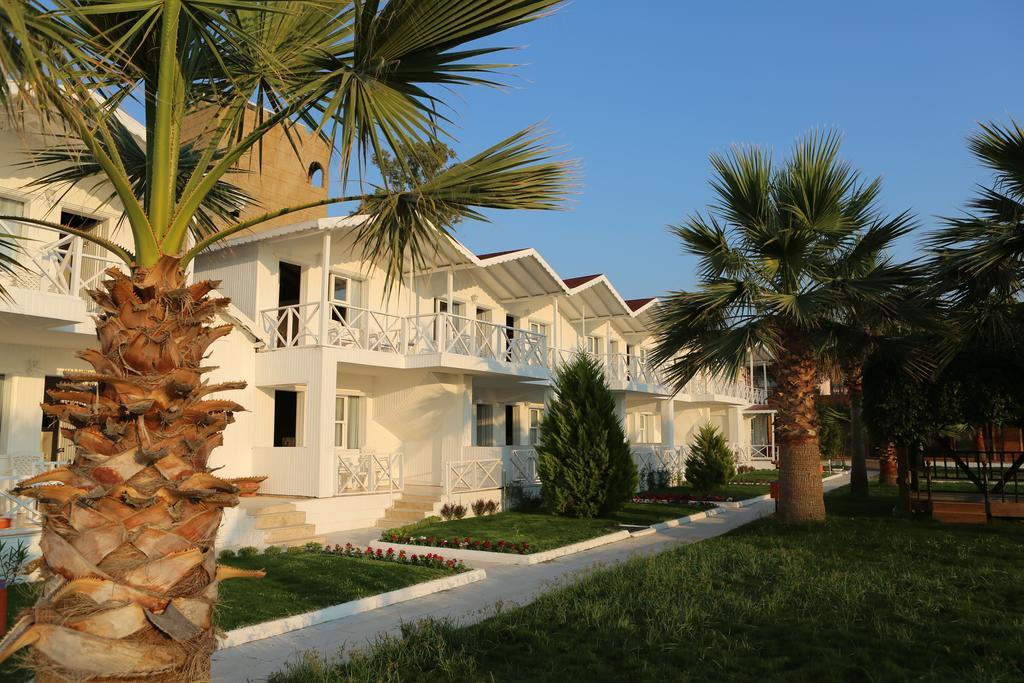 Risus Beach Resort Hotel Kusadasi Exterior photo