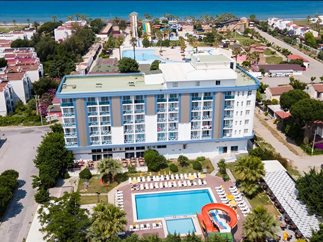 Risus Beach Resort Hotel Kusadasi Exterior photo